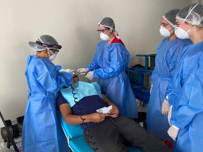 Why Experiential Learning Is the Future of Dental Education
